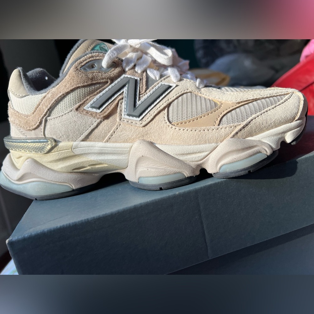 New balance 9060 mindful grey with surf